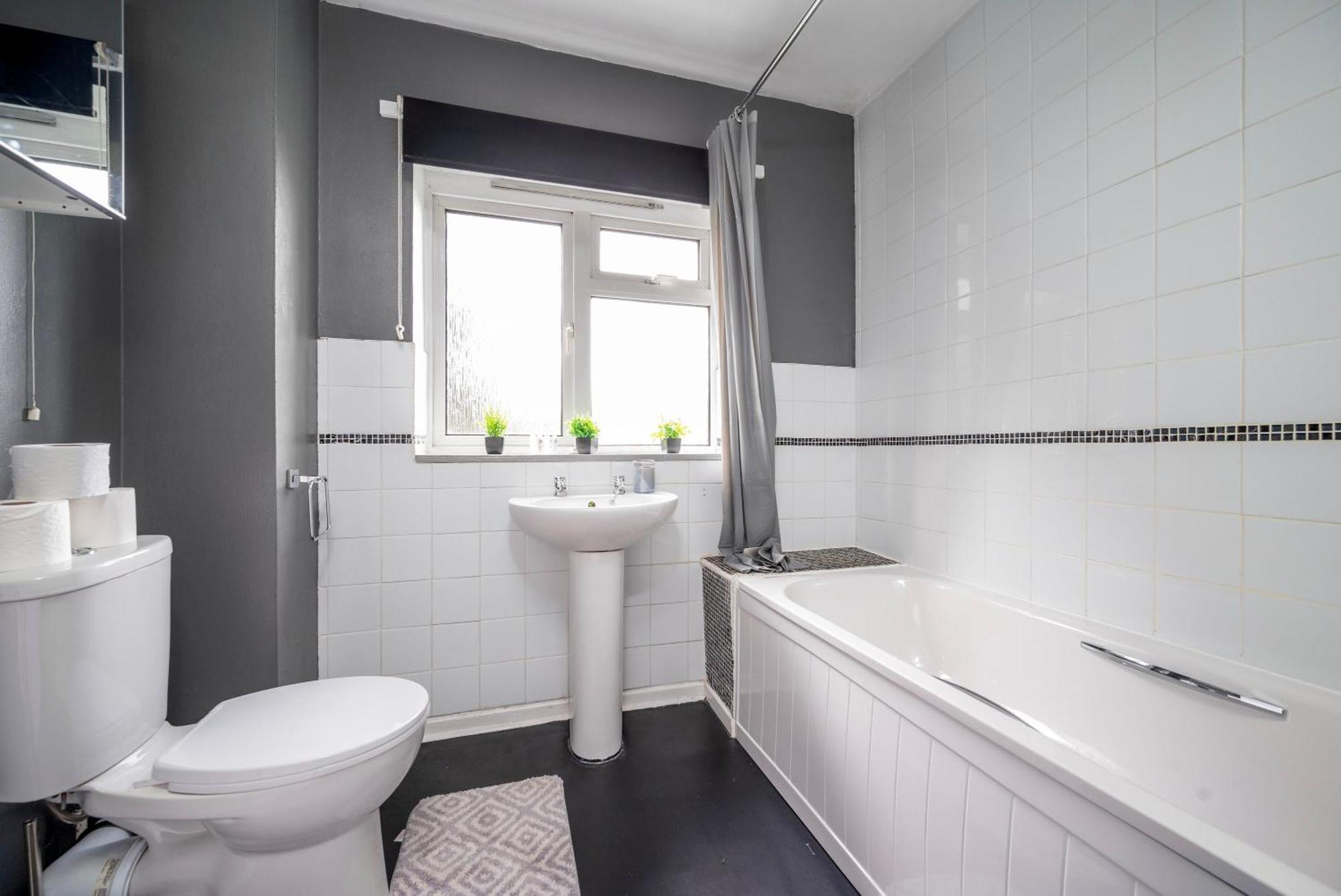 Holiday home Charming 3br House In Greenford With Garden Greenford (Greater London)