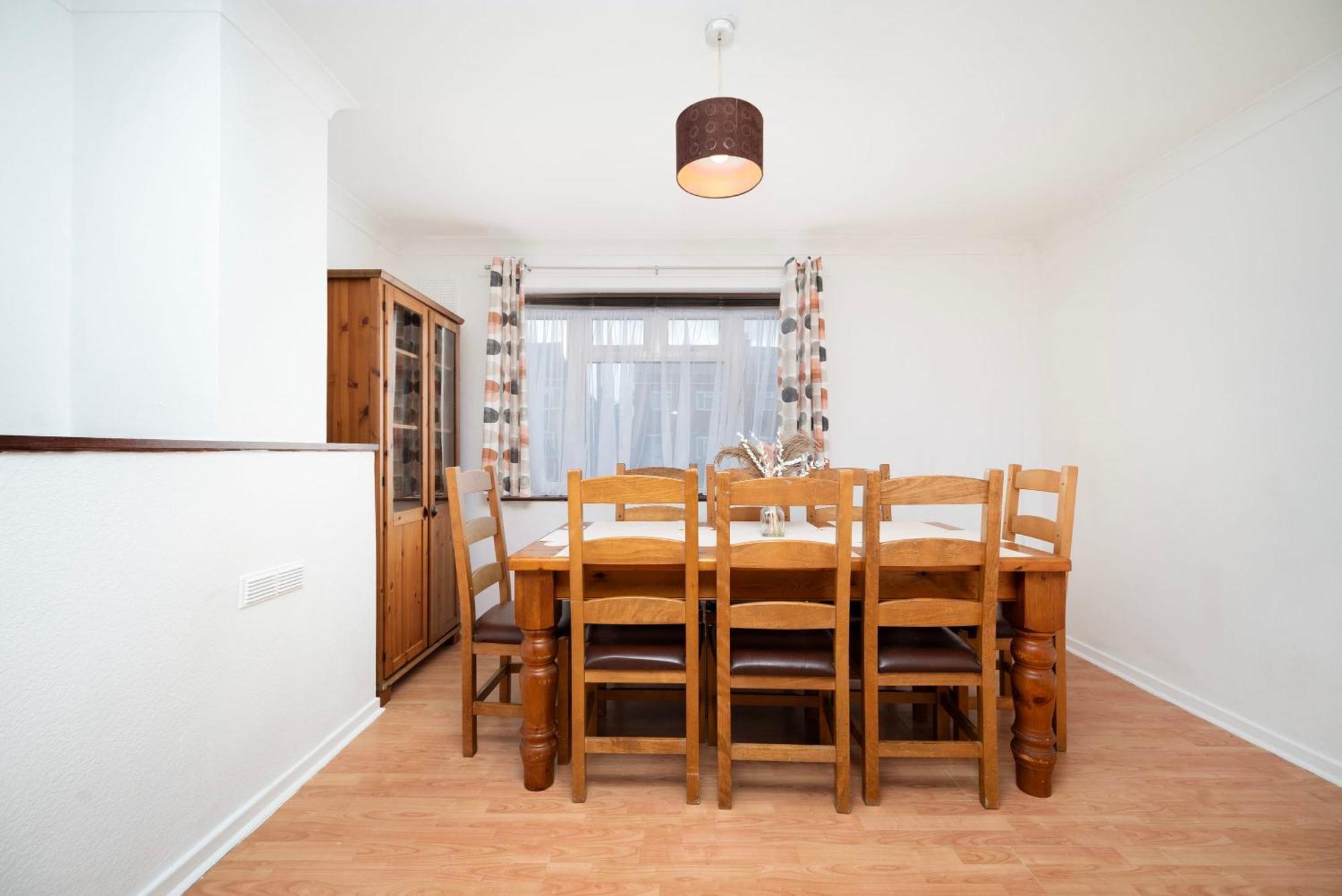 Charming 3br House In Greenford With Garden * Greenford (Greater London)